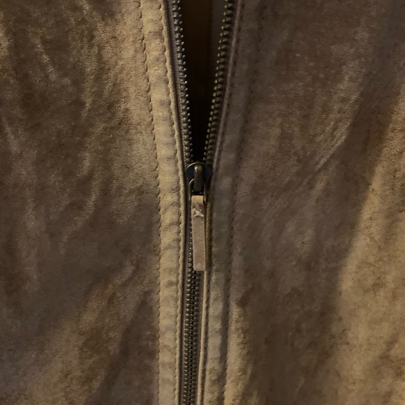 Liz Claiborne Suede Jacket - Picture 6 of 13